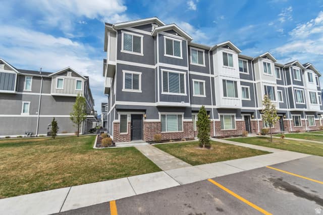 1052 W 1970 S - Photo 1